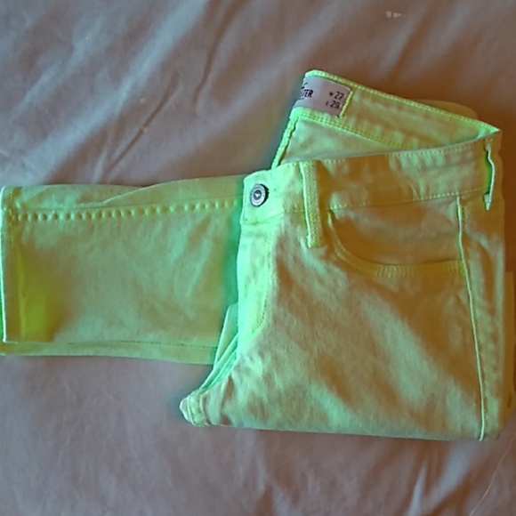 Hollister Denim - Hollister skinny green jeans 5 R- w27 L29